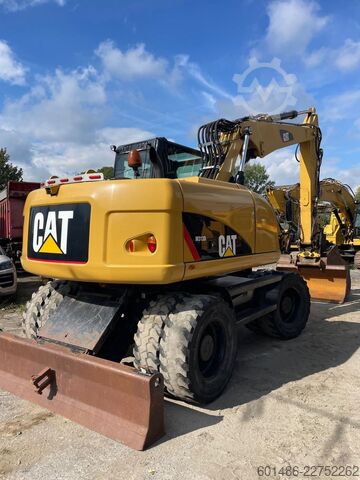 Mobile excavator CATERPILLAR M313 D