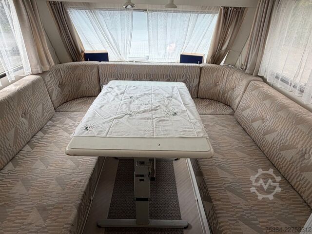 Caravan KIP Hy-Line KH48T Mover Warm Wasser Vorzelt