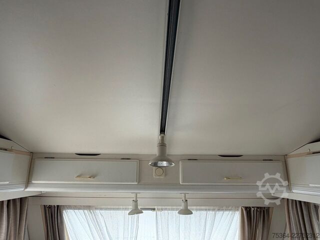 Caravan KIP Hy-Line KH48T Mover Warm Wasser Vorzelt