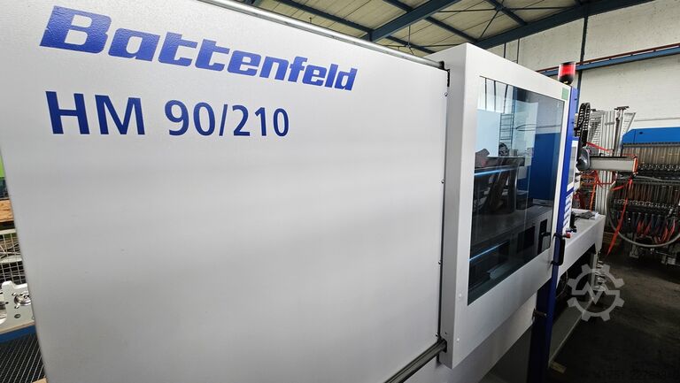 Injection molding machine BATTENFELD HM 90-210