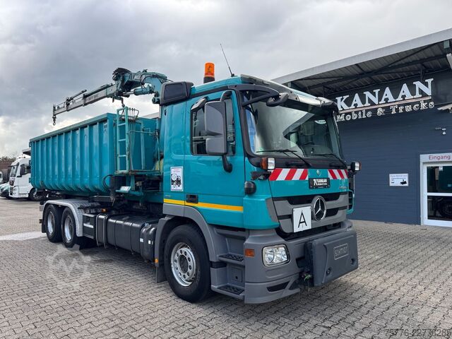Truck mounted crane MERCEDES-BENZ 2632 Actros 6x4 Meiller Abroller KRAN Salzstreu