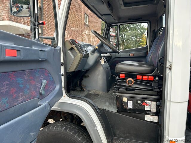 Truck-mounted crane van MERCEDES-BENZ 815D Pritsche + PK7501 Kran Allrad 4x4