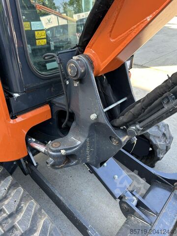 Minibagger Hitachi ZX26U-6 (9989)