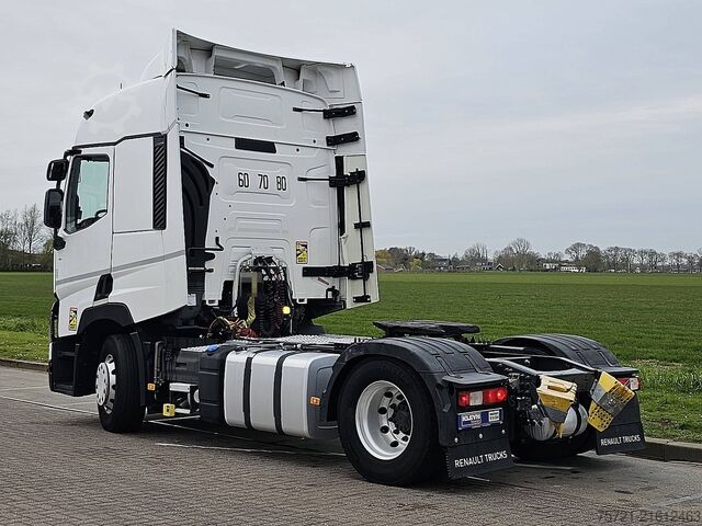 Standard-SZM RENAULT T 440