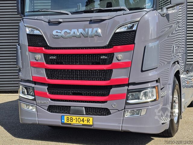 Scania R520 V8 6x4 / RETARDER / HYDRAULIC / FULL AIR. Scania R520 V8 6x4 / RETARDER / HYDRAULIC / FULL AIR.