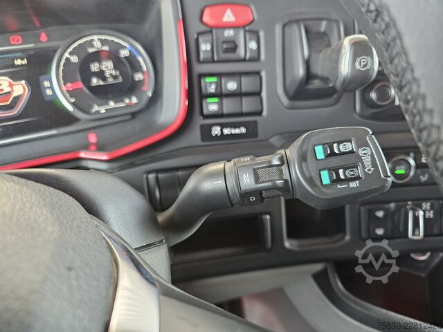 Scania R520 V8 6x4 / RETARDER / HYDRAULIC / FULL AIR. Scania R520 V8 6x4 / RETARDER / HYDRAULIC / FULL AIR.