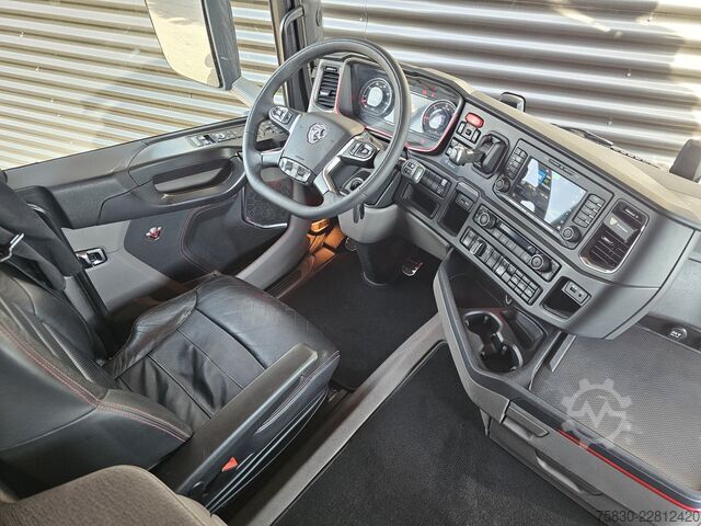 Scania R520 V8 6x4 / RETARDER / HYDRAULIC / FULL AIR. Scania R520 V8 6x4 / RETARDER / HYDRAULIC / FULL AIR.