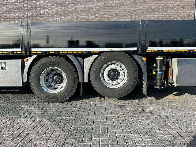 Kranwagen MAN TGS 35.510 8X4H BL BAKWAGEN +HMF 7020 K7 KRAAN/...