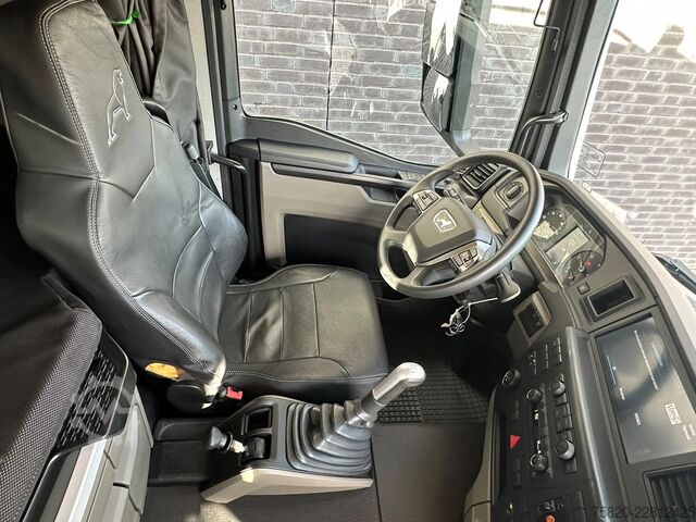 Kranwagen MAN TGS 35.510 8X4H BL BAKWAGEN +HMF 7020 K7 KRAAN/...