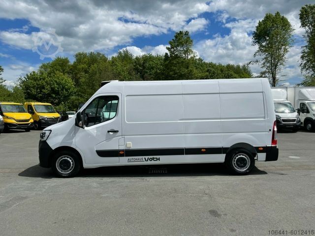 Refrigerated box wagon RENAULT Master Kühlkasten L3 / H2 Carrier Xarios 300 GH
