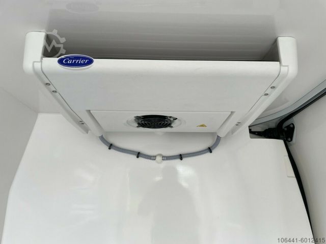 Refrigerated box wagon RENAULT Master Kühlkasten L3 / H2 Carrier Xarios 300 GH