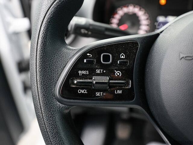 Panel van Mercedes-Benz Sprinter 317 CDI Kasten Hochdach Lang Navi Ka