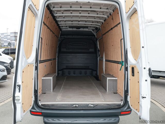 Panel van Mercedes-Benz Sprinter 317 CDI Kasten Hochdach Lang Navi Ka
