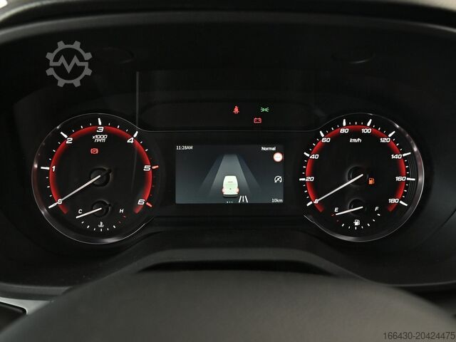 High top van Maxus DELIVER 9