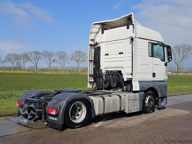 Standard-SZM MAN 18.460 TGX