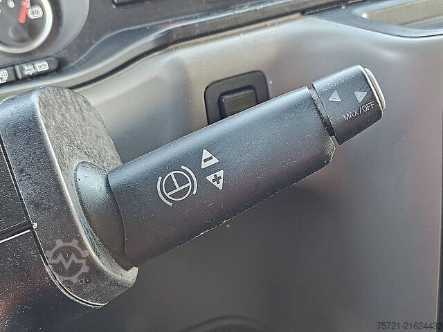 Standard-SZM MAN 18.460 TGX