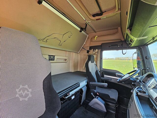 Standard-SZM MAN 18.460 TGX