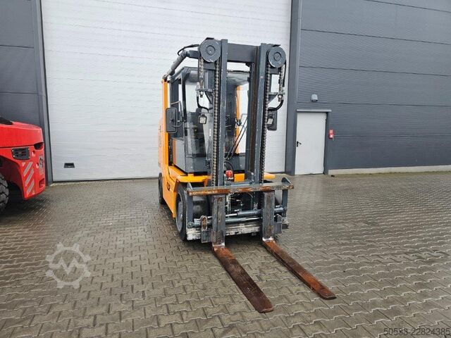 Compact Forklifts - LPG RMF KSBL70G