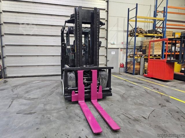 Compact Forklifts - LPG RMF MAXEIN KSBL135G - Kissing Forks