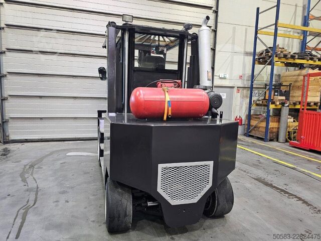 Compact Forklifts - LPG RMF MAXEIN KSBL135G - Kissing Forks