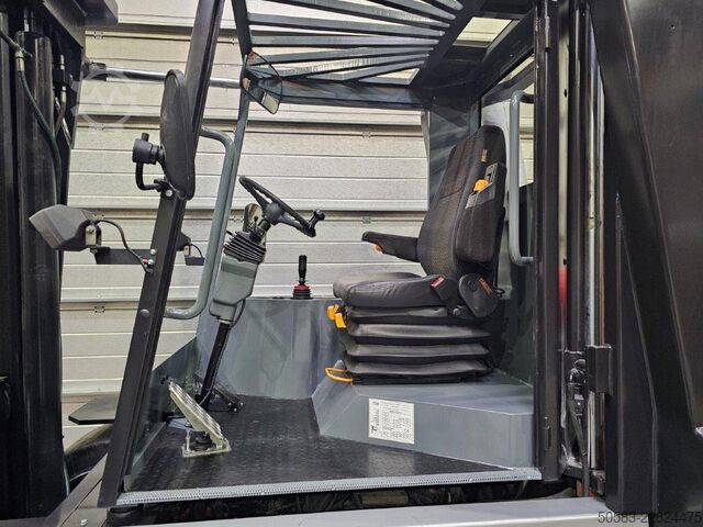 Compact Forklifts - LPG RMF MAXEIN KSBL135G - Kissing Forks
