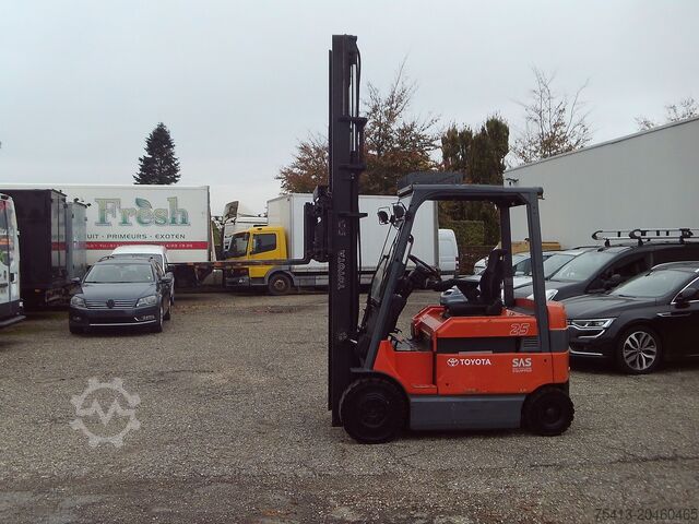Gabelstapler Toyota 7fbmf25 electriche