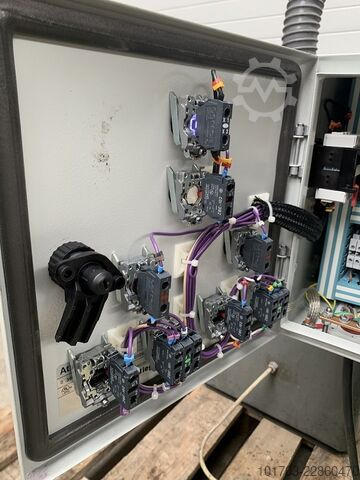 Manual Surface Grinding Machine MONOPRECIS 1