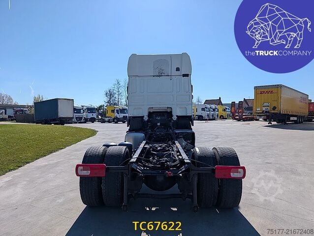 Chassis with cab DAF XF 450