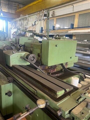 Rundschleifmaschine TOS BH 25-1000