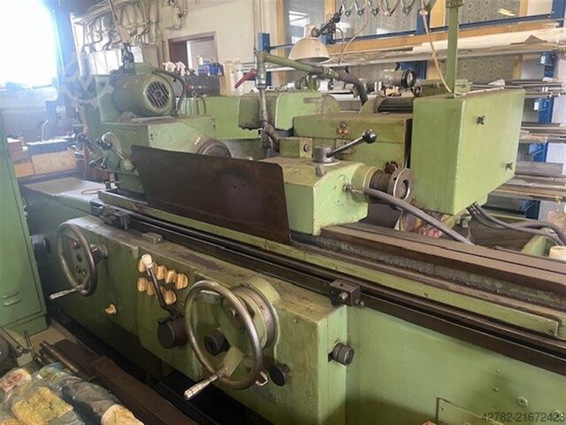 Rundschleifmaschine TOS BH 25-1000