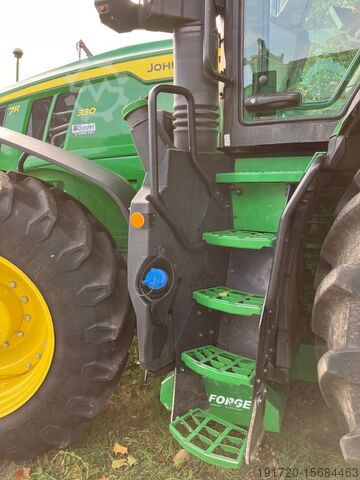 Traktoren (Schlepper) John Deere 7R 330