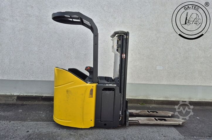 Pallet stacker Linde L14SP
