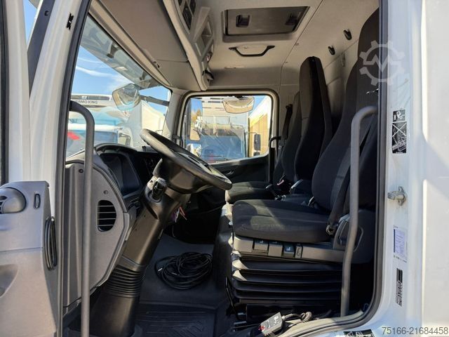 Transporter mit Koffer MERCEDES-BENZ ATEGO 816 L Koffer 6,10 m LBW 1 T* KLIMA+3-Sitze