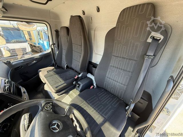 Transporter mit Koffer MERCEDES-BENZ ATEGO 816 L Koffer 6,10 m LBW 1 T* KLIMA+3-Sitze