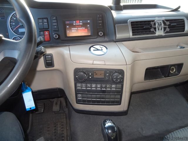 Pritschenwagen MAN TGL 8.220  AC