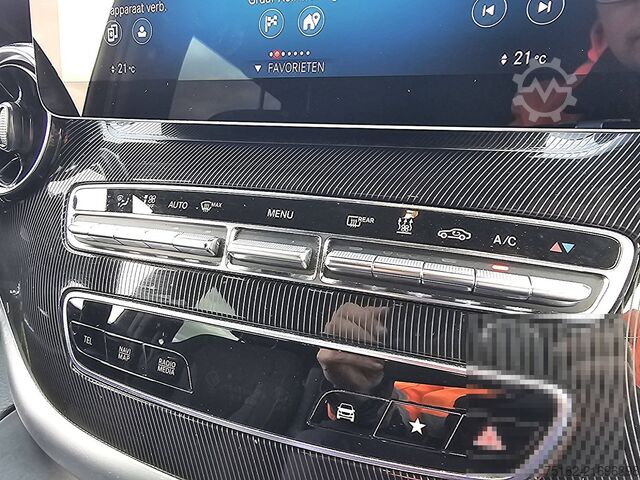 Passenger transportation MERCEDES-BENZ EQV 300 5 + 2 Zits Rolstoel!