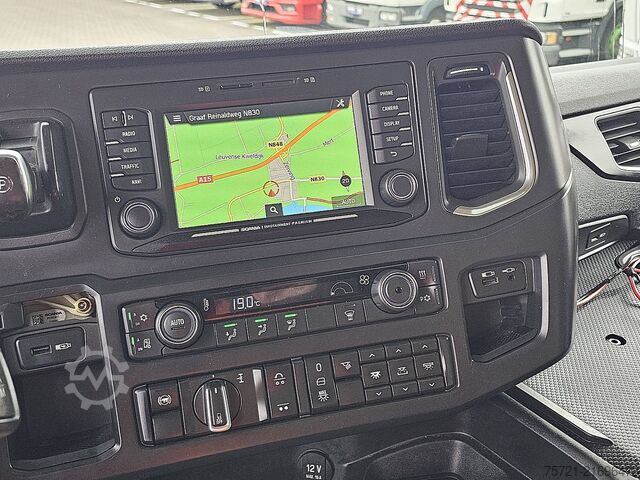 Standard-SZM SCANIA R450 6X2 NB RETARDER