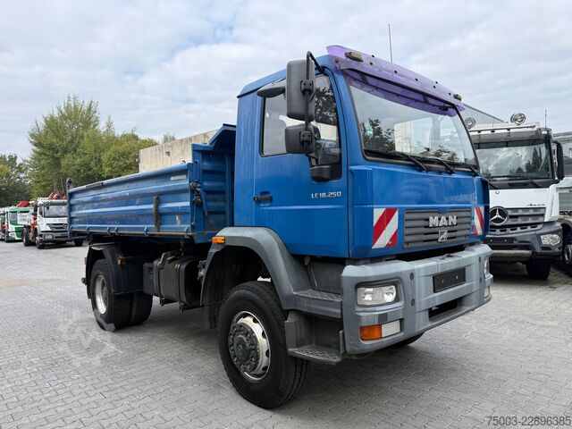 Dreiseitenkipper LKW MAN LE 18.250 4X4 BB Meiller