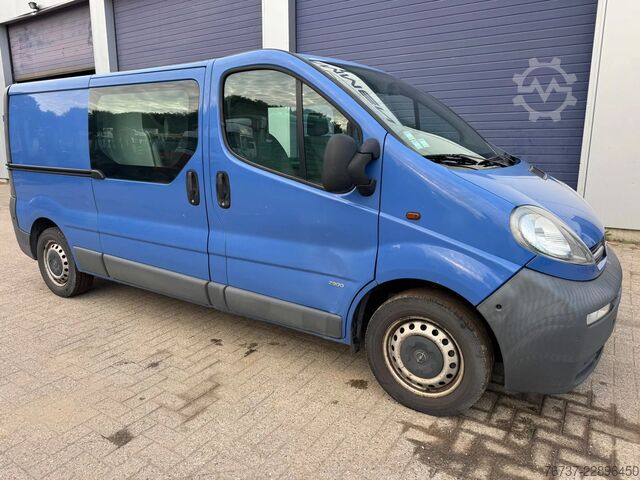 Lieferwagen Doppelkabine Opel Vivaro **5 SEATS-BELGIAN ORIGINE**