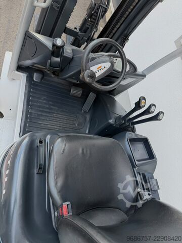 Forklift STILL RX70-25T