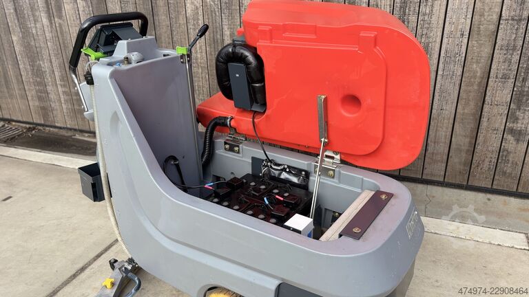 Scrubber dryer machine, polishing machine, cleaning HAKO Schrubmaster B70
