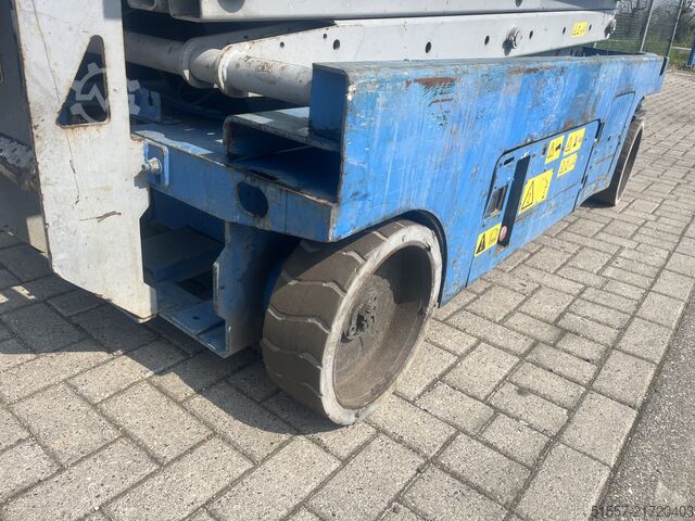 Scissor lift Genie GS-2646 E-Drive