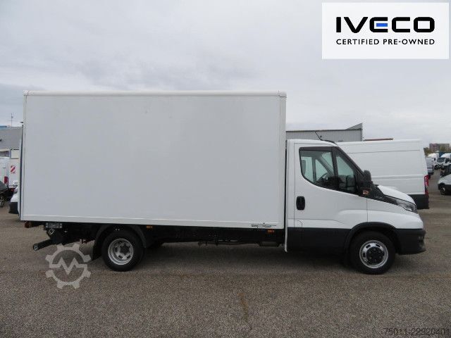 Transporter mit Koffer IVECO Daily 35C16 Koffer/LBW Klima, Zwillingsreifen