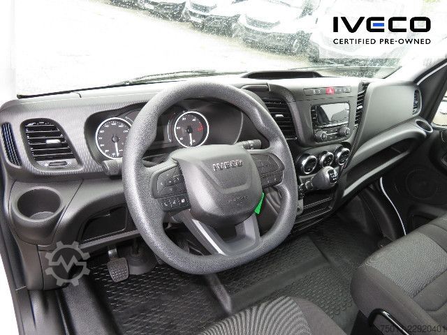 Transporter mit Koffer IVECO Daily 35C16 Koffer/LBW Klima, Zwillingsreifen