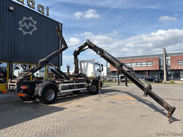 Crane Mercedes-Benz ATEGO 1823 + HIAB-102-S 2 + HAAK SYSTEEM
