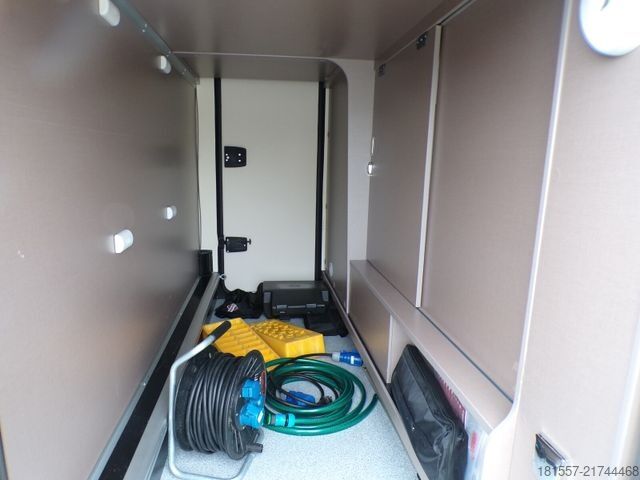Teilintegriertes Wohnmobil BÜRSTNER Lyseo TD 684 G Harmony Line, SAT/TV, Markise