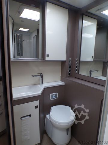 Teilintegriertes Wohnmobil BÜRSTNER Lyseo TD 684 G Harmony Line, SAT/TV, Markise