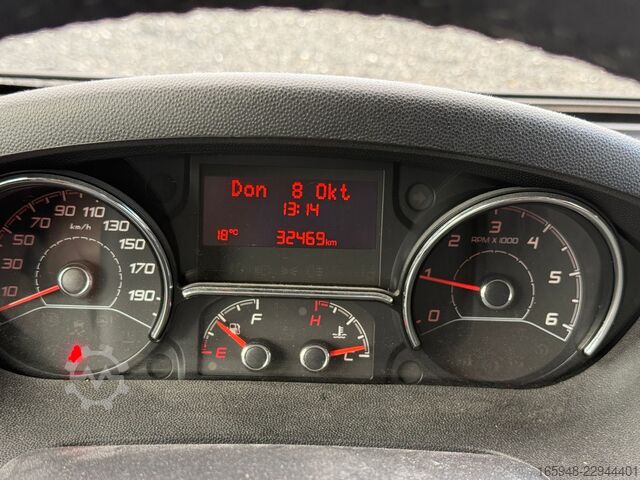 Teilintegriertes Wohnmobil BÜRSTNER TD 690 G Freistaat LYSEO TD HARMONYLINE *TOP*