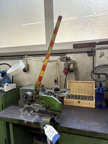 Lot of workbenches/heavy-duty shelving Workbench heavy-duty shelving