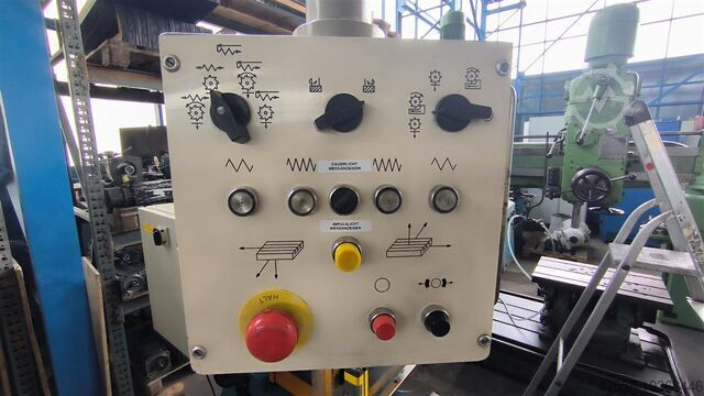 Milling Machine - Vertical WMW FSS 250x1000